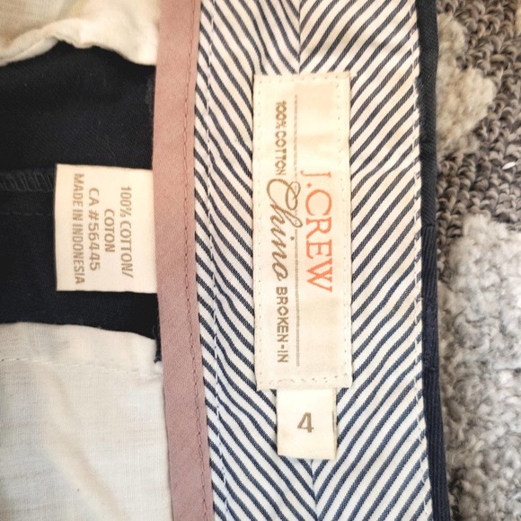 J.Crew Chino Broken -in Navy Shorts size 4 - Picture 2 of 3